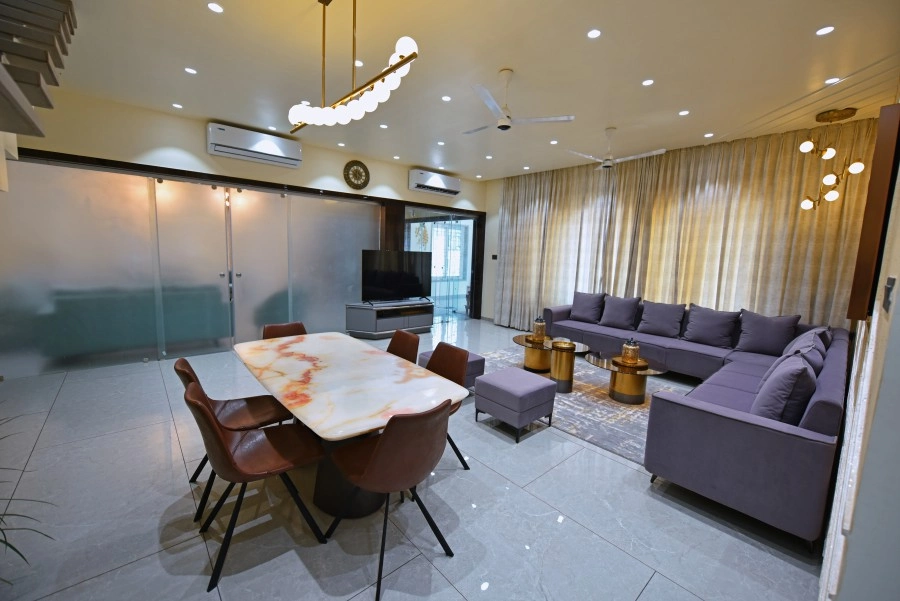 Hall Room